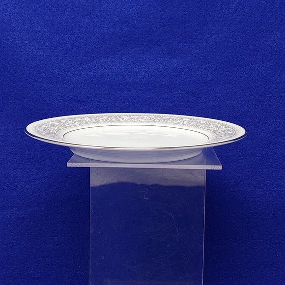 Bread Plate Noritake "Naples"Discontinued Pattern 6975 Fine China 6.5" - Picture 5 of 6